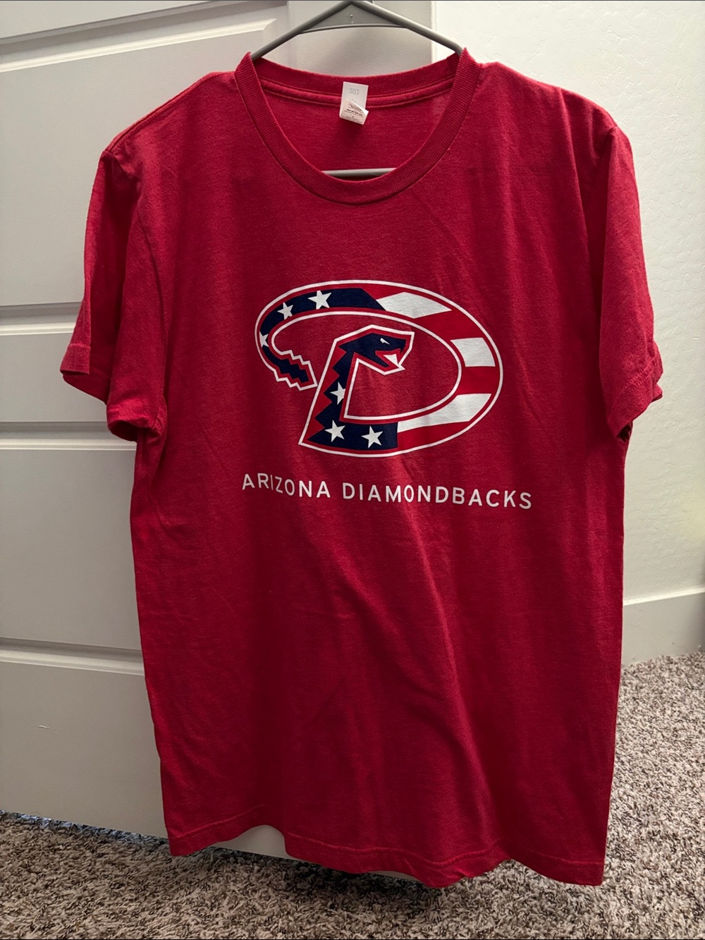 Arizona Diamondbacks Men's Red Graphic Tee